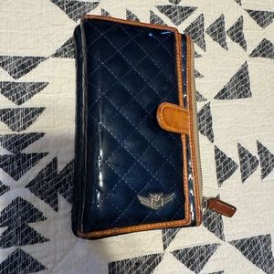 COPY - Consuela wallet